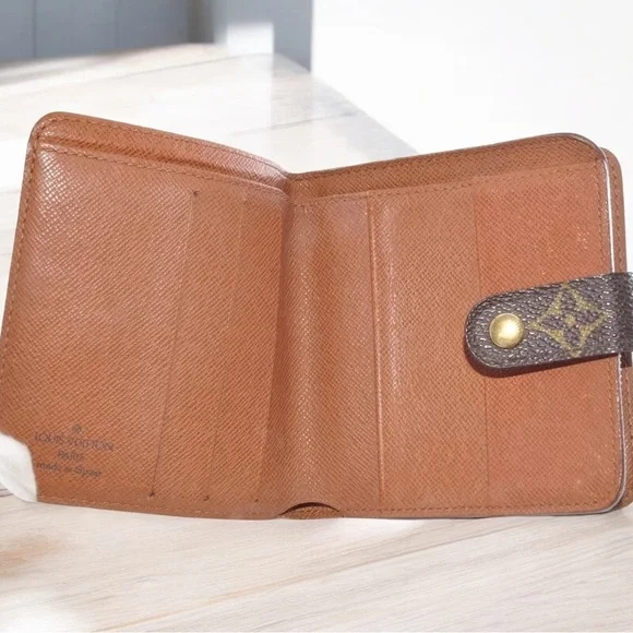 Louis Vuitton LV Monogram Bi-Fold Wallet Leather PVC Brown Used Auth 8B12330 - Picture 9 of 12